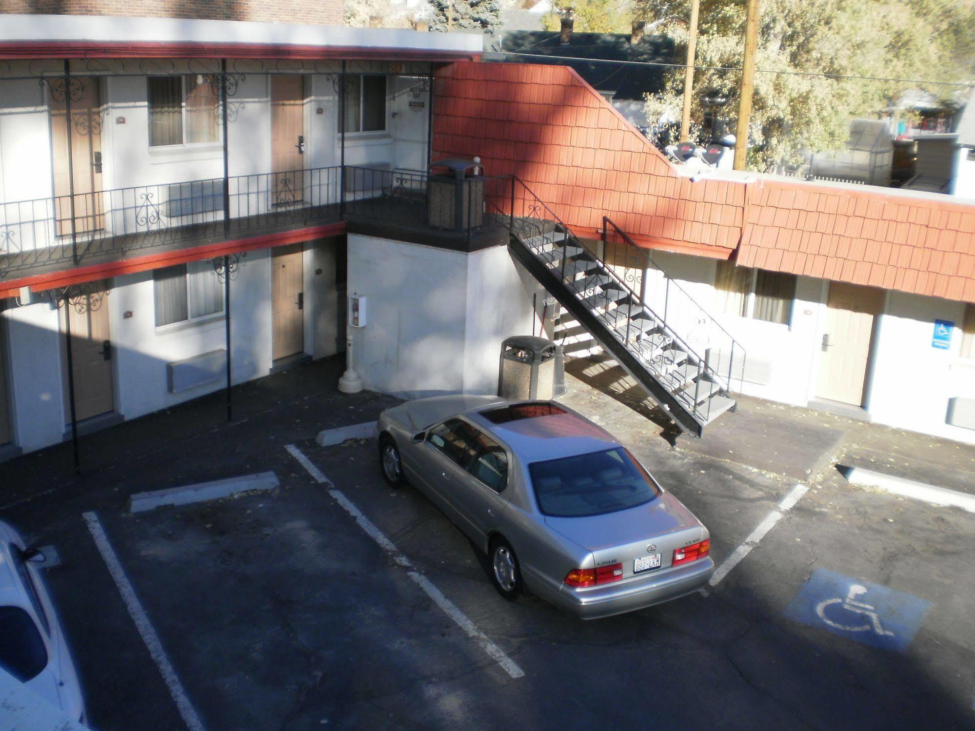 Magnuson Hotel Park Vue 伊利 外观 照片